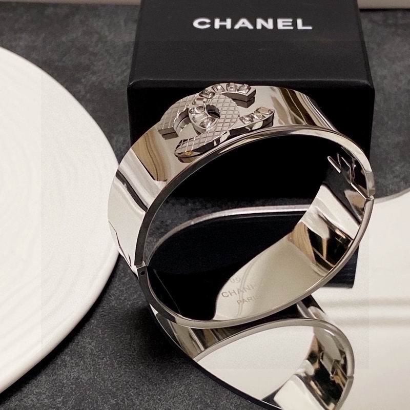 Chanel Bracelet 07yxs34